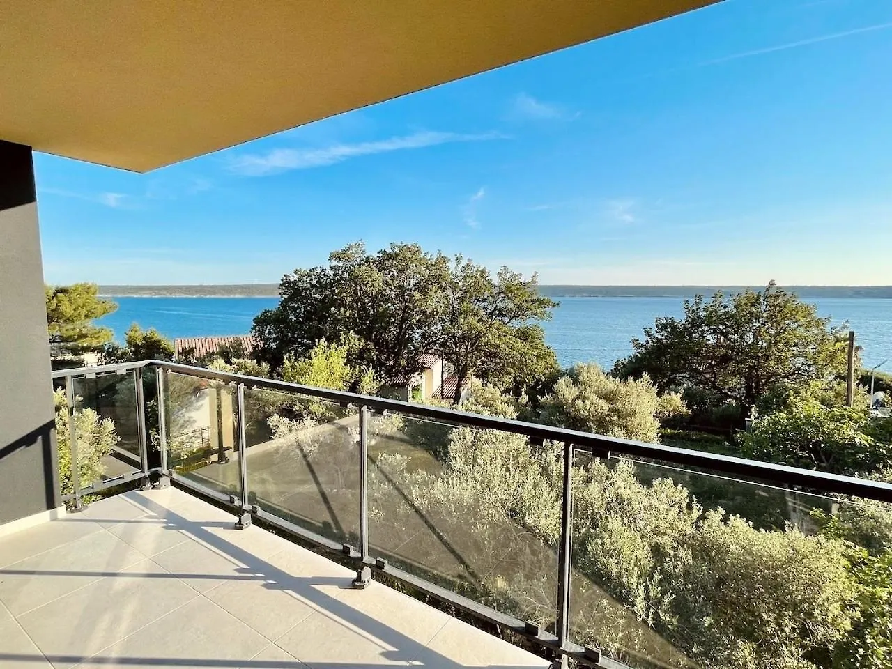 Apartment Ferienwohnung Mit Beheiztem Pool, 60 M Vom Strand Maslenica