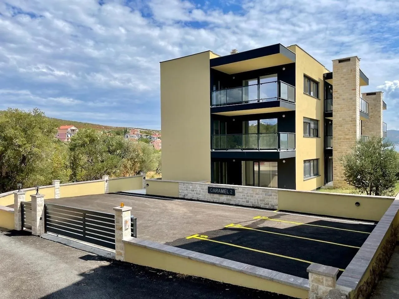Apartment Ferienwohnung Mit Beheiztem Pool, 60 M Vom Strand Maslenica Croatia