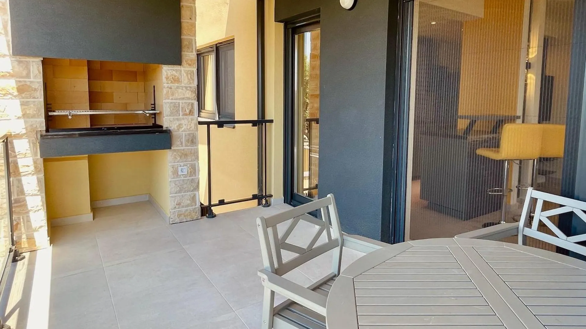 Ferienwohnung Mit Beheiztem Pool, 60 M Vom Strand Maslenica Croatia